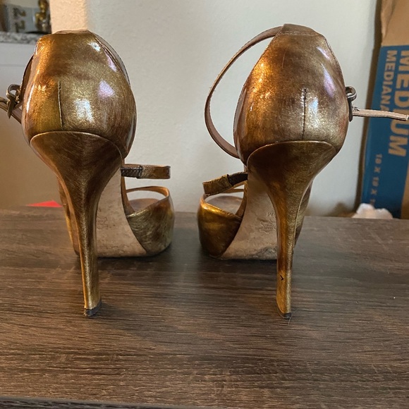 Via Spiga Granite - Copper/gold size 6 - Picture 3 of 3